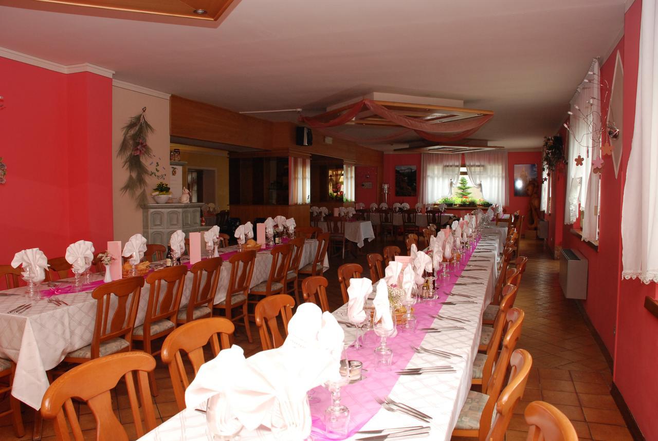 Albergo Ginevra Roncone Exterior foto